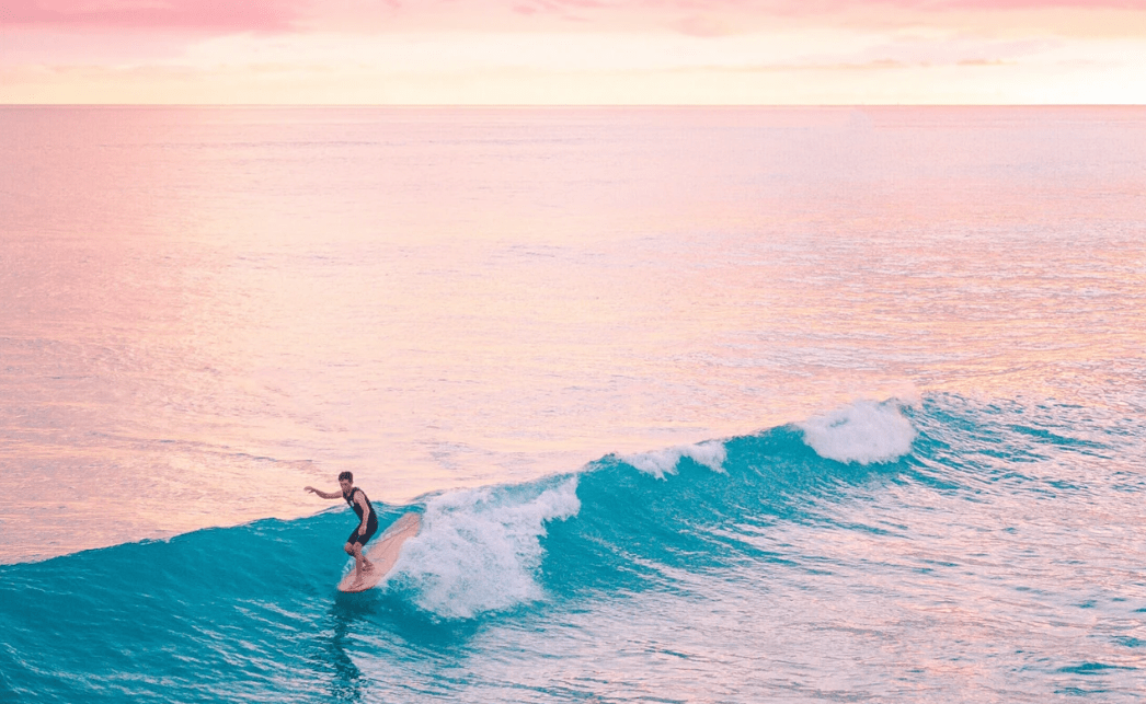 Surfing Playa Encuentro